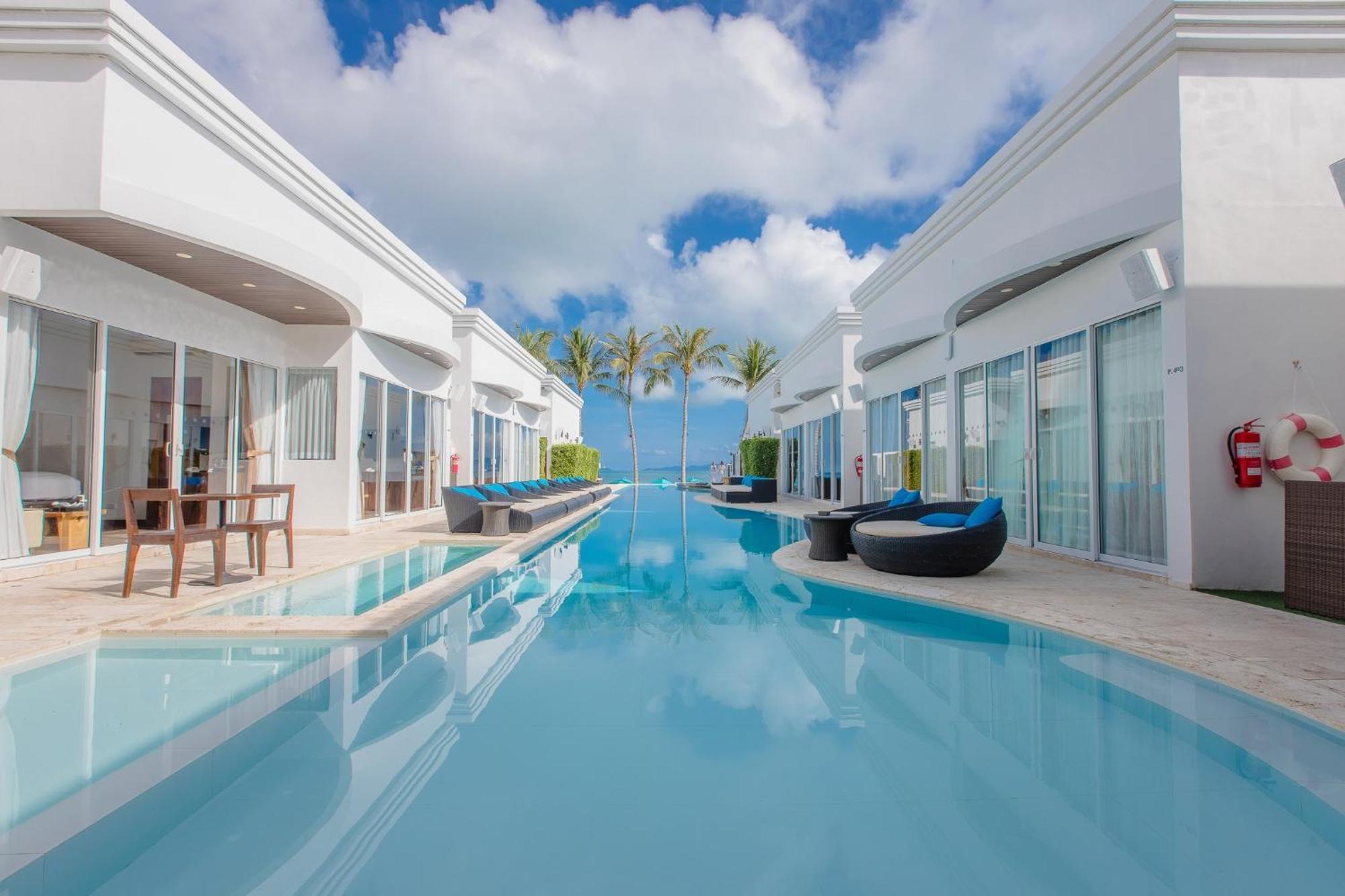 The Privilege Hotel Ezra Beach Club Bang Rak Beach  Exterior foto