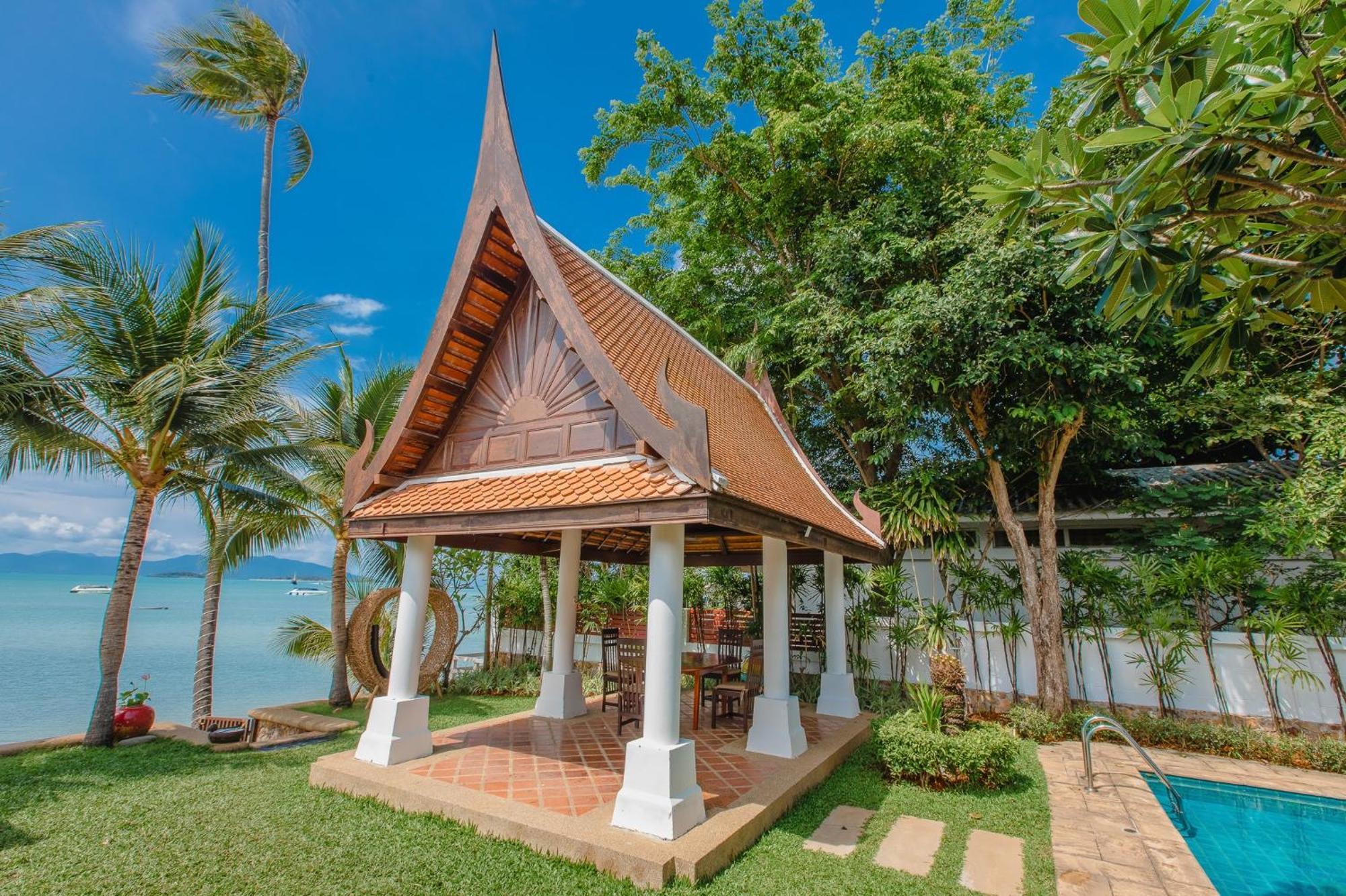 The Privilege Hotel Ezra Beach Club Bang Rak Beach  Exterior foto