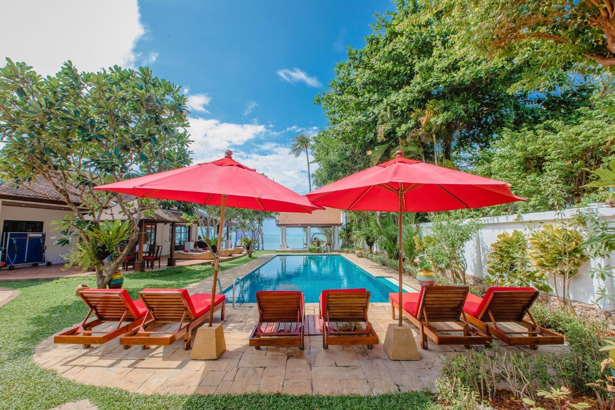 The Privilege Hotel Ezra Beach Club Bang Rak Beach  Exterior foto